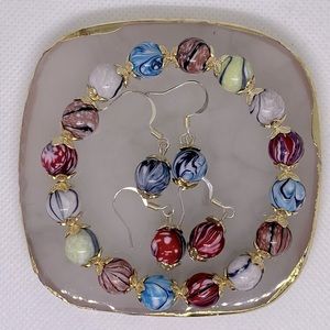 #014 two pair earrings and bracelet set.